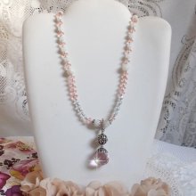 Collar colgante Rose Irisée bordado con cristales de Swarovski, plata 925 y piedras lunares